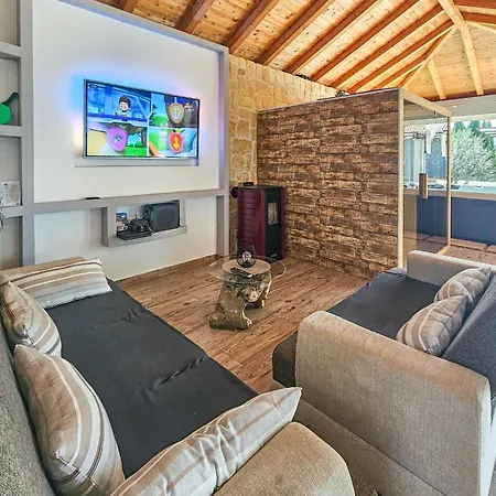Сasa de vacaciones Maja By Interhome *